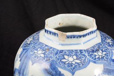 Lot 168 - A Chinese blue and white baluster-shape vase