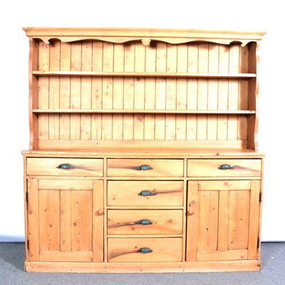 Lot 487 - Pine dresser