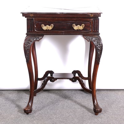 Lot 359 - Edwardian mahogany envelope card table