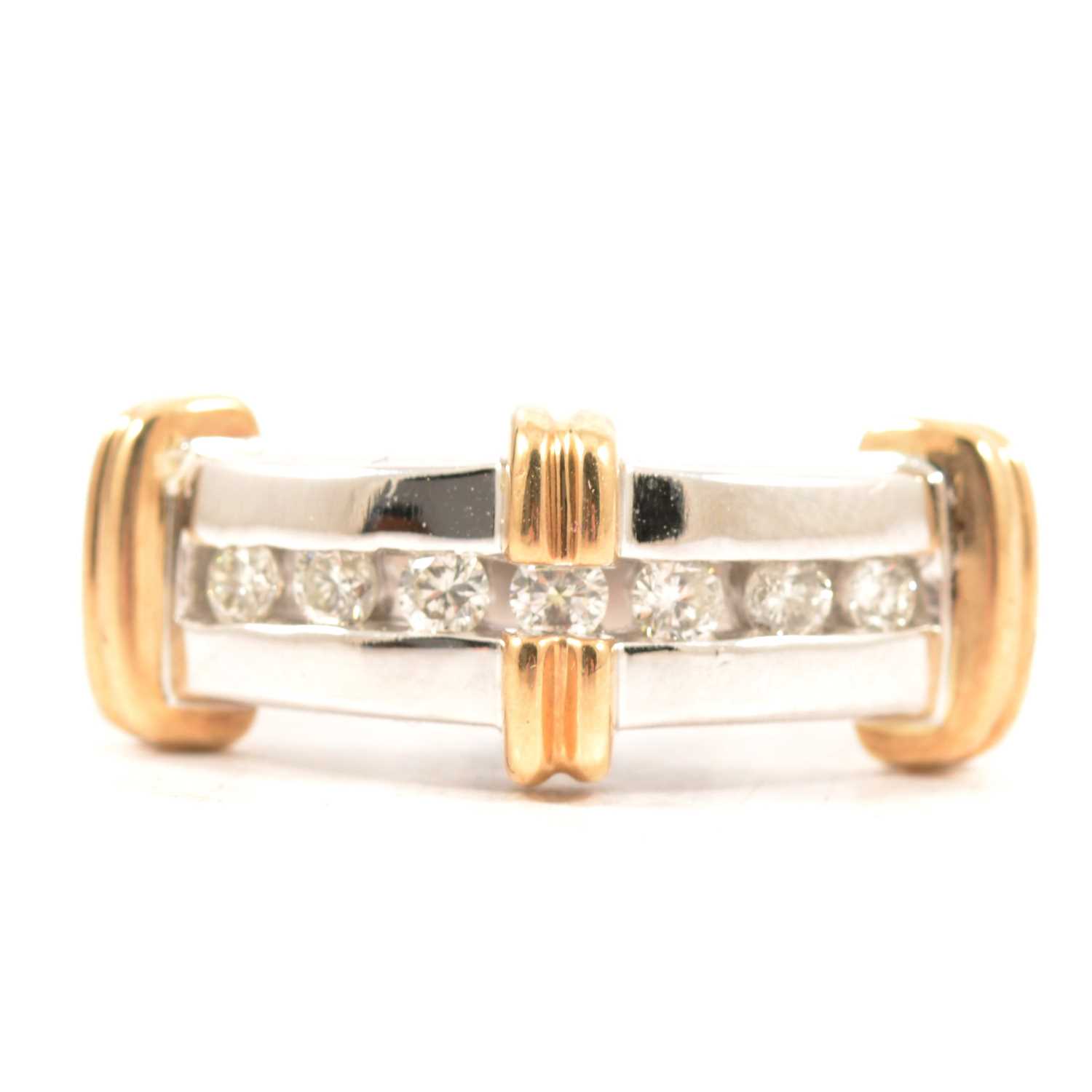 Lot 39 - A modern diamond set dress ring.