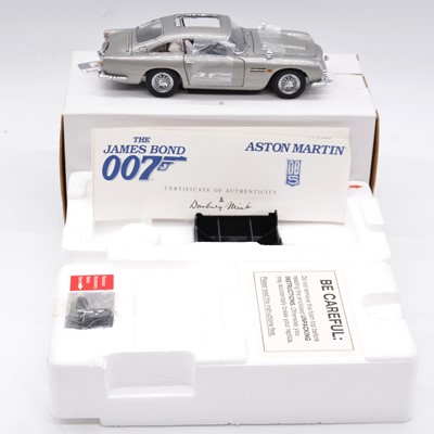 Lot 1202 - James Bond Danbury Mint model Aston Martin DB5, boxed