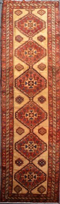 Lot 653 - Karajah runner