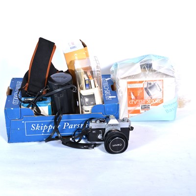 Lot 165 - Canon Ftb 35mm camera, with Canon 50mm 1:1.8 lens etc