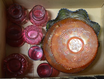 Lot 24 - Small collection of carnival glass bowls, together with cranberry glassware.