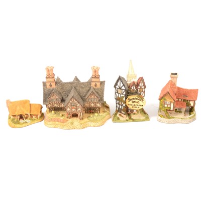 Lot 79 - Twenty-eight David Winter and Janet King model houses and festive scenes