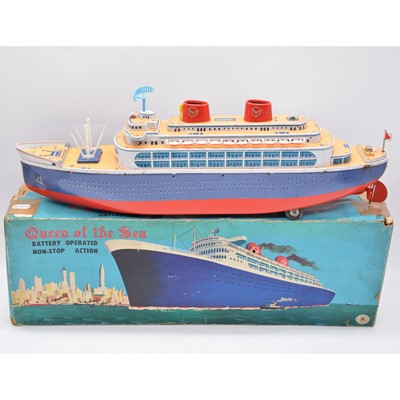 Lot 1037 - Modern Toys 'Queen of the Sea' tin-plate and battery-operated toy