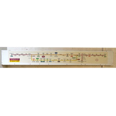 Lot 231 - Original London Underground carriage diagram sign 'Metropolitan Hammersmith / Circle Lines'