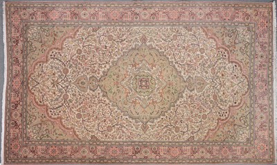 Lot 435 - Persian pattern rug