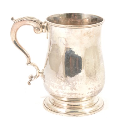 Lot 245 - Silver tankard, WC, London 1783.