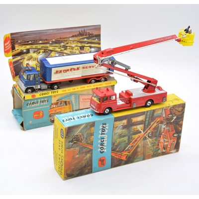 Lot 1086 - Two Corgi Major Toys die-cast models, 1137 Ford tilt cab and 1127 Bedford fire engine, both boxed
