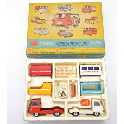Lot 1100 - Corgi Toys gift set ref GS 24 Constructor set (Commer 3/4 ton chassis)