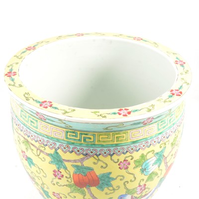 Lot 10 - Chinese porcelain jardiniere