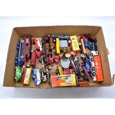 Lot 1124 - One tray of loose Dinky and other die-cast models