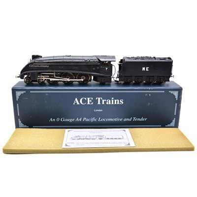 Lot 32 - ACE Trains O gauge model railway electric locomotive, NE 4-6-2 'Sir Nigel Gresley'