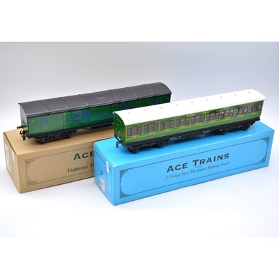 Lot 171 - Two ACE Trains O gauge model railway passenger coaches