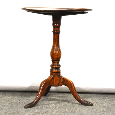 Lot 471 - George III elm tripod table