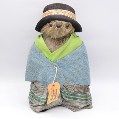 Lot 1004 - Gabrielle Designs 'Paddington Bear' Aunt Lucy, with tag and spectacles