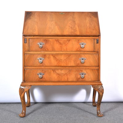 Lot 618 - Reproduction walnut bureau