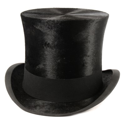 Lot 107 - Scott & Co black silk top hat, boxed.