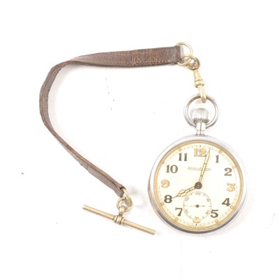 Lot 229 - Jaeger-le-Coultre WWII military pocket watch