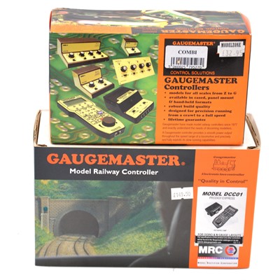 Lot 272 - Gaugemaster DCC01 and Combi single track controller, both boxed