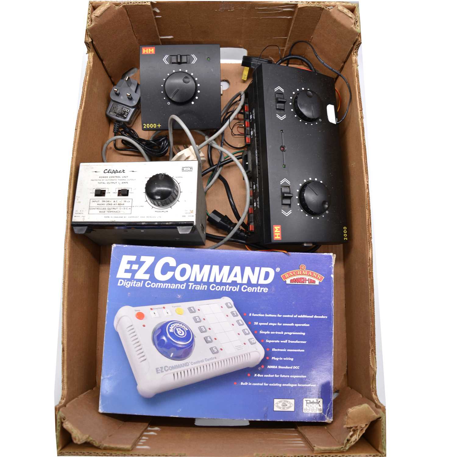 Four Bachmann, Hornby and Clipper model railway controllers Barnebys