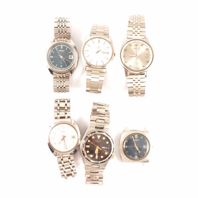 Lot 440 - Six various Seiko watches