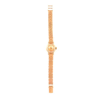 Lot 346 - Omega Lady's wristwatch, 9ct gold