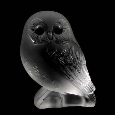 Lot 75 - Lalique Crystal, a 'Shivers Owl' glass paperweight
