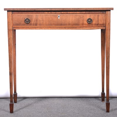 Lot 377 - Edwardian mahogany side table