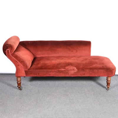 Lot 595 - Edwardian chaise longue