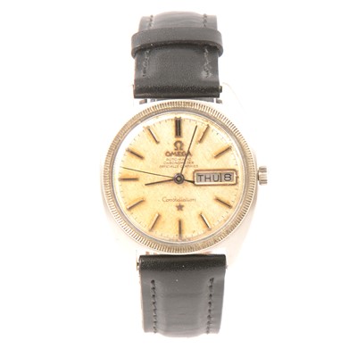 Lot 339 - Omega Constellation wristwatch