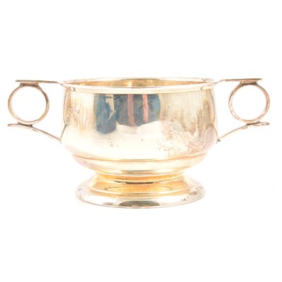 Lot 152 - George V silver porringer