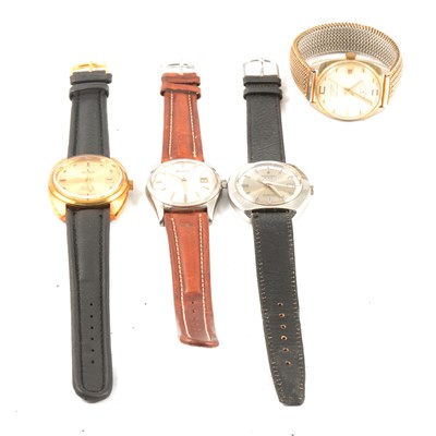 Lot 451 - Four gents wristwatches