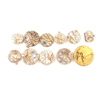 Lot 305 - Quantity of wristwatch movement