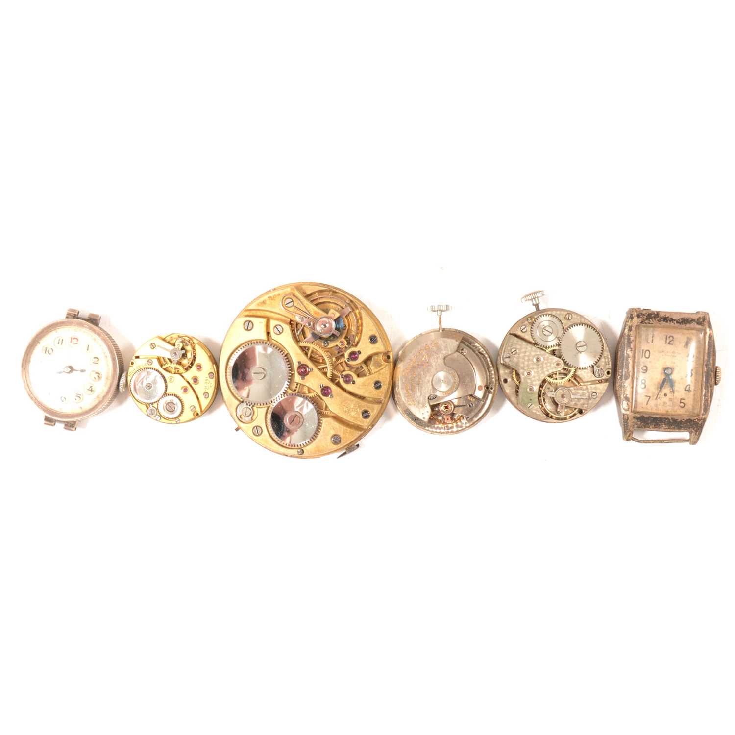 Lot 251 - Quantity of trench watch movements, etc.