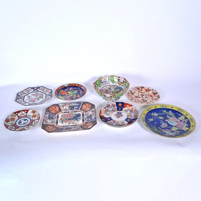 Lot 23 - Mixed quantity of oriental plates, bowls etc