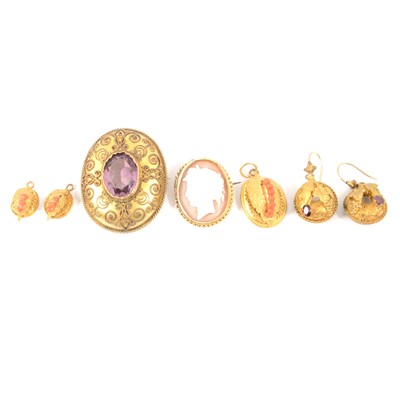 Lot 407 - An Estruscan brooch, a pair of earrings, three small drops and a cameo brooch.