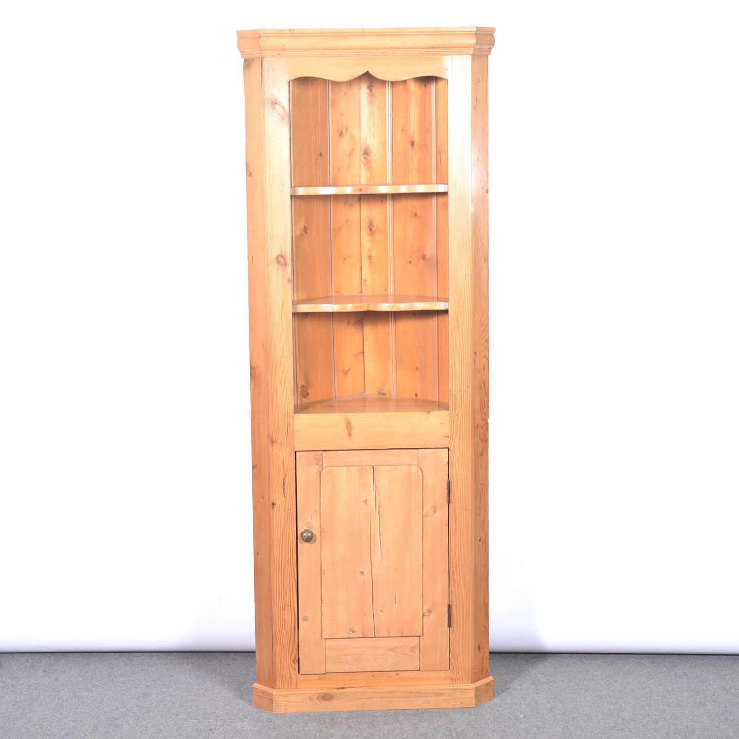 Lot 648 - Modern freestanding pine corner cabinet