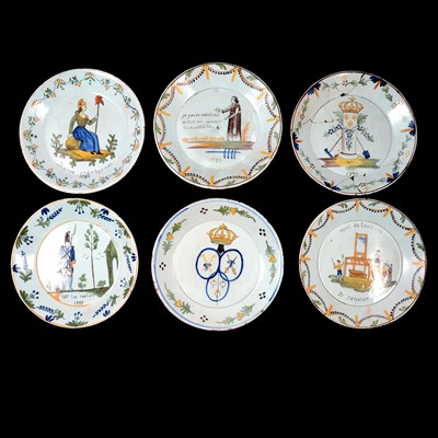 Lot 137 - Twelve French faience plates