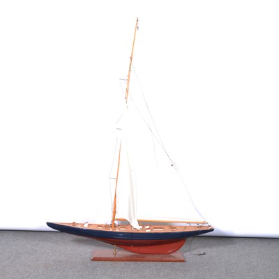 Lot 425 - Painted wooden pond yacht