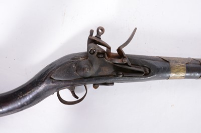 Lot 16 - Arab flintlock gun