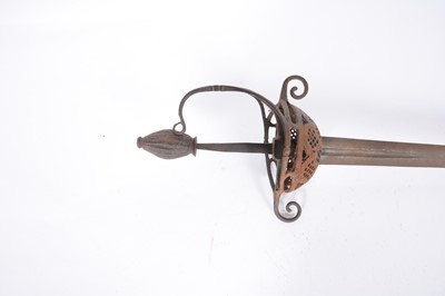 Lot 157 - English rapier