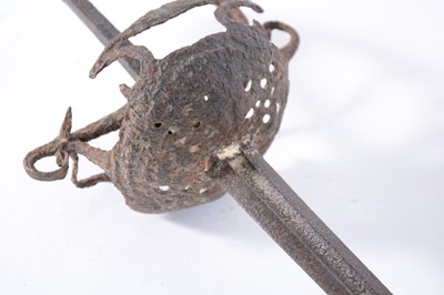 Lot 85 - English rapier