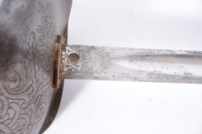 Lot 95 - An 1897 pattern sword