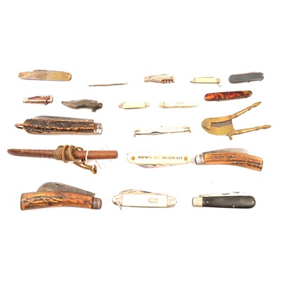 Lot 30 - A collection of pen knives