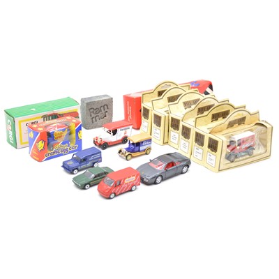 Lot 158 - Small quantity of modern die-cast models.