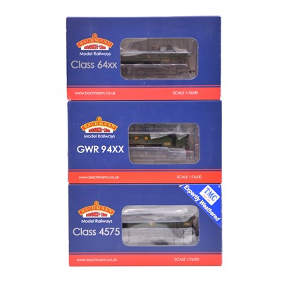 Lot 224 - Three Bachmann OO gauge model railway tank locomotives, boxed