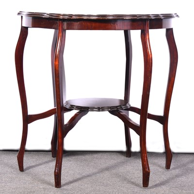 Lot 530 - Victorian mahogany window table