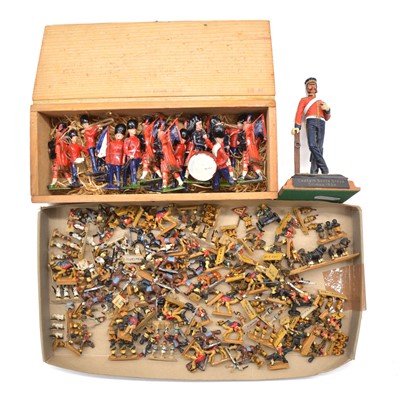 Lot 1039 - A quantity of metal miniature war gaming figures and other figures.